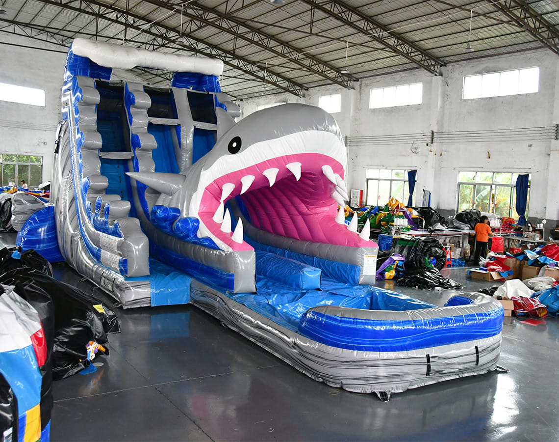 21' JAWS Double Lane Water Slide