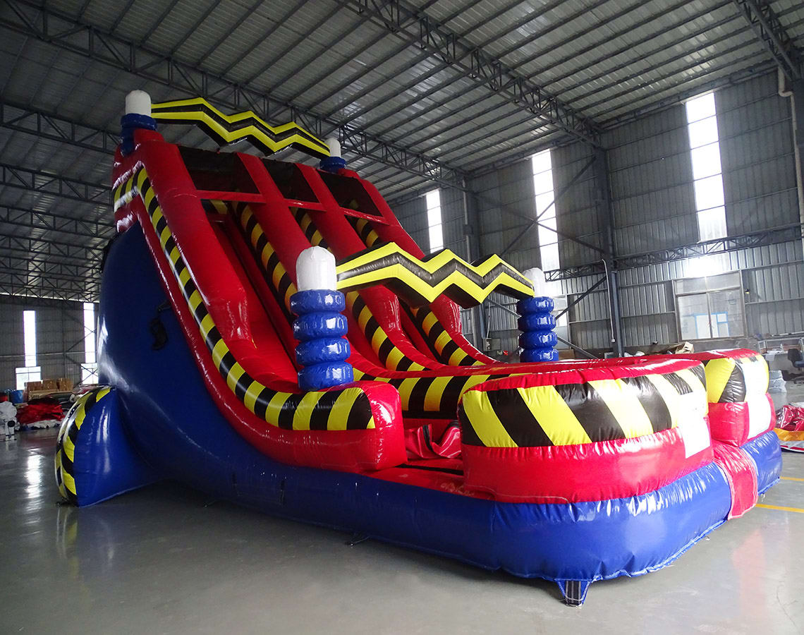 20' Lightning Strike Dual Lane DRY Slide